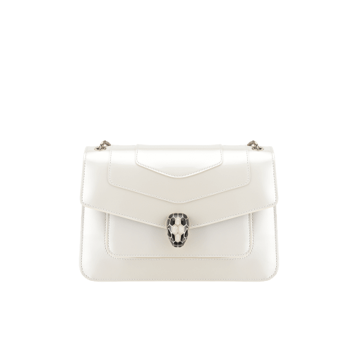 “Serpenti Forever” shoulder bag in white agate calf leather with a varnished and pearled effect. Iconic snake head closure in light gold-plated brass enriched with black and pearled white agate enamel and black onyx eyes. 290273 image 1