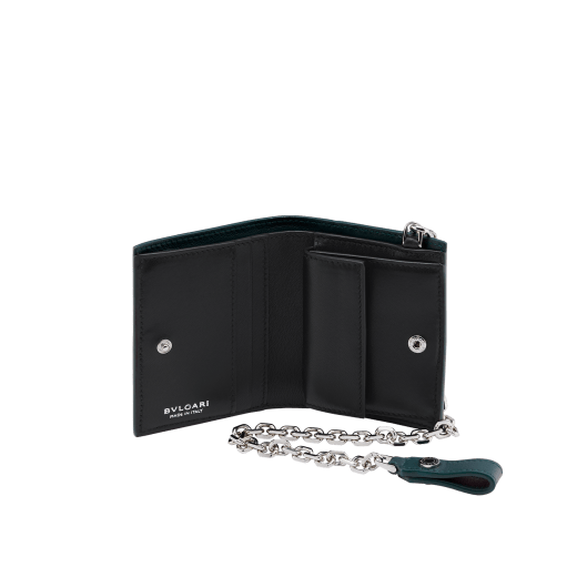 B.zero1 Man compact wallet with chain in black matt calf leather with niagara sapphire blue nappa leather interior. Iconic dark ruthenium and palladium-plated brass embellishment, and folded press-stud closure. BZM-COMPACTWALLET image 4