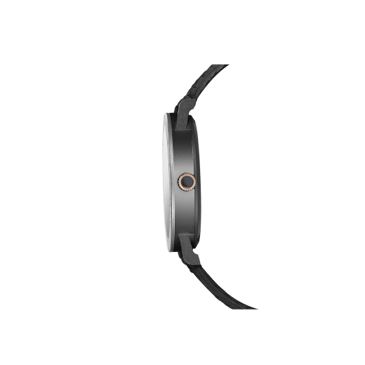 "BVLGARI BVLGARI Solotempo腕表，搭载品牌自制的自动上链机械机芯，具备日期显示，精钢表壳，经黑色DLC高耐磨处理，表圈镌刻双logo标志，黑色表盘，黑色橡胶表带和可替换的棕色小牛皮表带 " 102929 image 2