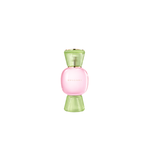 “It is the celebration of sweetness, of the Italian family cocoon.” Jacques Cavallier A soothing powdery floral, reminiscent of sweet memories of Italian pastries 41250 image 4