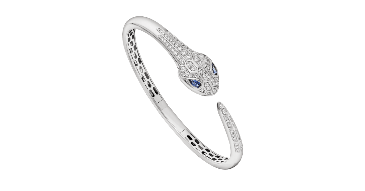 Bulgari Diamond and Emerald Serpenti Gold Bracelet at 1stDibs | bvlgari  serpenti diamond emerald gold, bulgari serpenti bracelet gold, emerald  bracelet gold