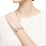 Fiorever Armband aus 18 Karat Weißgold mit einem zentralen Diamanten und Diamant-Pavé BR858205 image 3