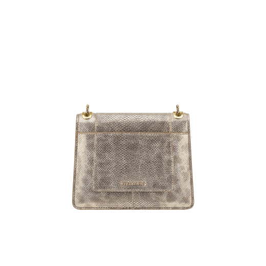 Piccola borsa a spalla Serpenti Forever Day-to-Night in karung lucido Cabochon blu intenso con borchie metalliche e fodera in nappa nera. Accattivante chiusura magnetica Serpenti in ottone placcato oro chiaro con squame in smalto blu intenso brillante e ottone placcato oro chiaro e occhi in onice nera. SEA-1281-P image 2