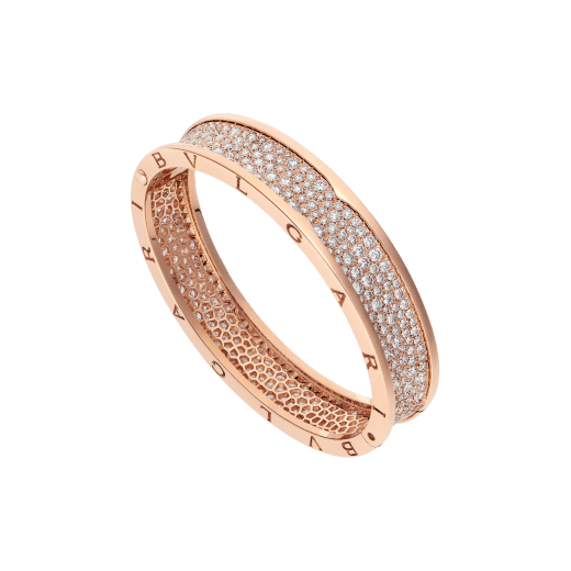 B.zero1 large bangle bracelet in 18 kt rose gold set with pavé diamonds on the spiral. BR856163 image 1