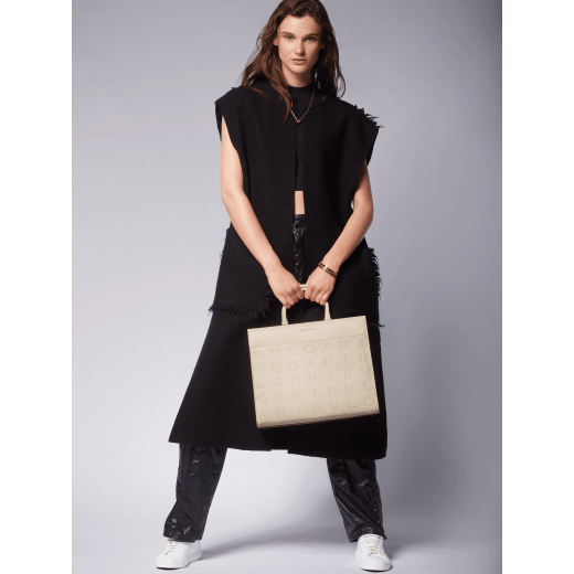 Bvlgari Logo tote bag in black calf leather with hot stamped Infinitum Bvlgari logo pattern and plain Teal Topaz green grosgrain lining. Light gold-plated brass hardware BVL-1201 image 8