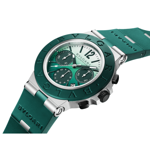 Bvlgari Aluminium Smeraldo watch with mechanical manufacture movement, automatic winding, chronograph, 40 mm aluminium case, dark green rubber bezel and bracelet, and green shaded dial. Water-resistant up to 100 metres. Limited edition of 1.000 pieces 104076 image 2