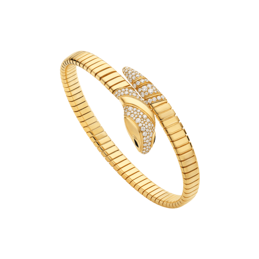 Serpenti 單圈手環，採用 18K 黃金，飾以半密鑲鑽石，蛇眼飾以黑色縞瑪瑙。 BR860810 image 1