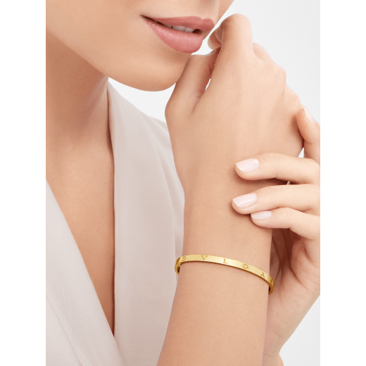 B.zero1 Essential 18 kt yellow gold bangle bracelet BR859976 image 3