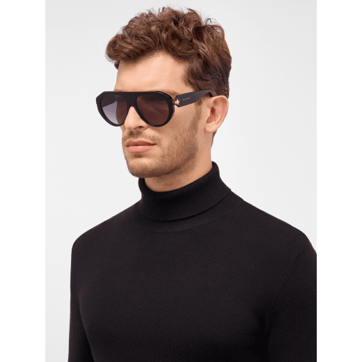 Serpenti Forever pilot acetate sunglasses with enamelled snakehead embellishment 904377 image 2