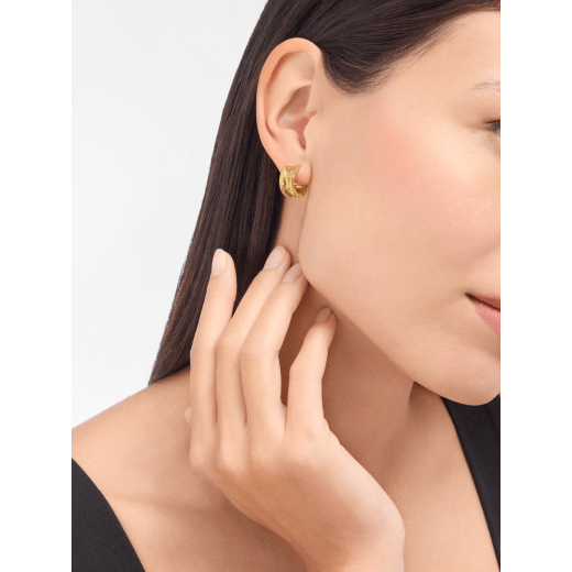 B.zero1 18 kt yellow gold hoop earrings set with pavé diamonds on the edges 361778 image 2