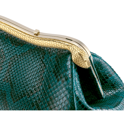 Serpentine medium pouch in teal topaz green soft and shiny python skin with violet amethyst nappa leather lining. Captivating snake body-shaped frame in gold-plated brass embellished with engraved scales and red enamel eyes on one side and teal topaz green soft shiny python skin insert on the other, with press button closure. 292583 image 5