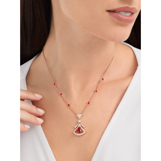 DIVAS' DREAM 18 kt rose gold openwork necklace set with a pear-shaped ruby, round brilliant-cut rubies, a round brilliant-cut diamond and pavé diamonds. 356953 image 5