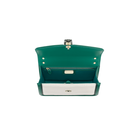 “Serpenti Diamond Blast” shoulder bag in white agate quilted nappa leather and emerald green smooth calf leather frames. Iconic snakehead closure in light gold-plated brass enriched with matte black and shiny emerald green enamel and black onyx eyes. 922-FQDf image 4