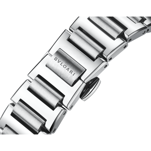 Lvcea watch in polished and satin-brushed stainless steel with white mother-of-pearl intarsio dial and 12 diamond indexes. Water-resistant up to 50 metres 103877 image 4