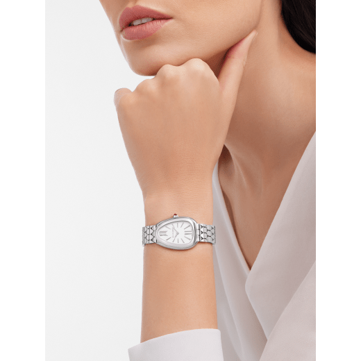 Serpenti Seduttori watch with stainless steel case, stainless steel bracelet and a white silver opaline dial. 103141 image 2