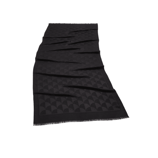 Maxi Calla stole in fine white silk wool. Made of 60% silk and 40% wool. MAXICALLA-ST image 1