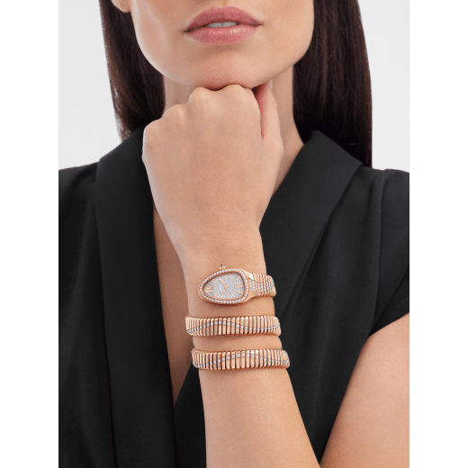 Serpenti Tubogas Infiniti double-spiral watch in 18 kt rose gold set with diamond and full pavé dial. Water-resistant up to 30 metres 103923 image 1