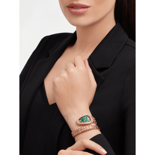 Serpenti Spiga single-spiral watch with 18 kt rose gold case set with diamonds, malachite dial and 18 kt rose gold bracelet partially set with brilliant-cut diamonds. Water-resistant up to 30 metres. Small size SERPENTI-SPIGA image 1