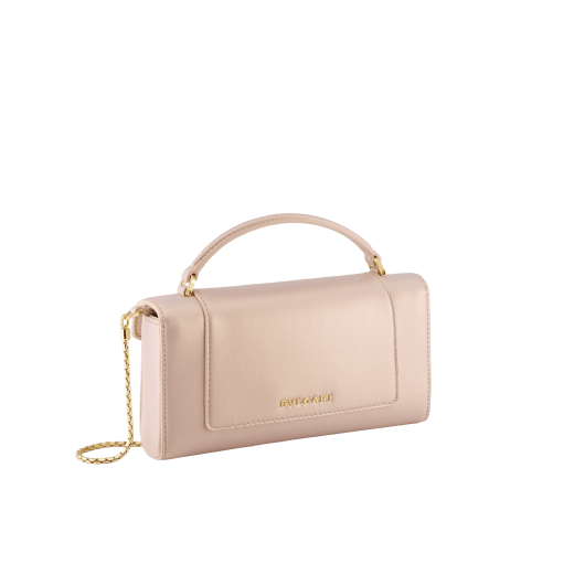 Serpenti Forever phone case in rose gold Space lamb leather. Captivating snakehead magnetic closure in gold-finished brass embellished with rose gold enamel, gold-finished brass scales and black onyx eyes. 295583 image 3