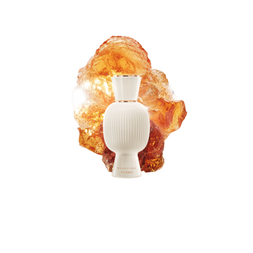 The Magnifying Myrrh Essence enhances the luminous notes of your Bvlgari Allegra Eau de Parfum. 41551 image 1