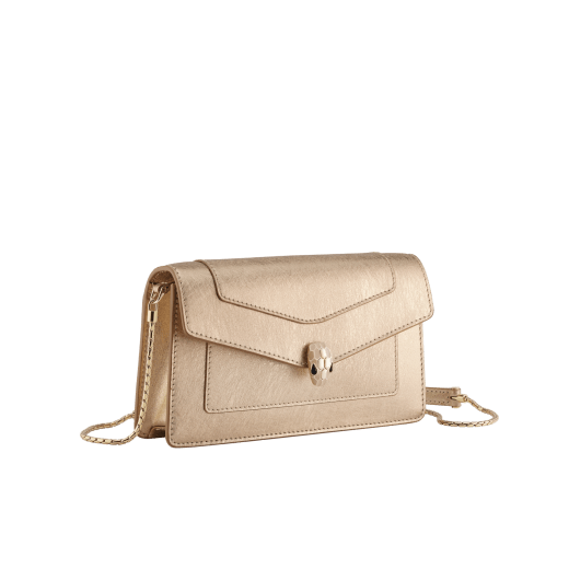 Serpenti Forever chain pochette in Perla White calf leather with crystal rose nappa leather lining. Captivating snakehead magnetic closure in gold-plated brass embellished with Perla White enamel and gold-plated scales, and black onyx eyes. SEA-CHPOCHETTER image 1