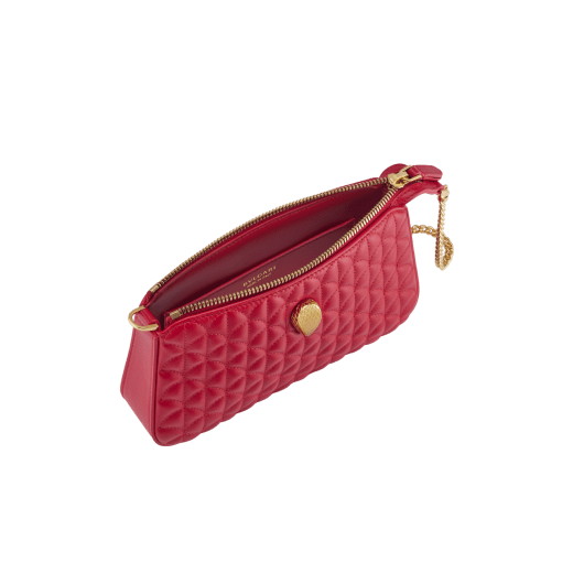 Serpenti Sugarloaf chain clutch in royal ruby Calla Matelassé calf leather with a quilted pattern, royal ruby nappa leather lining and a zipped closure. Captivating snakehead rivet in gold-plated brass. SSL-CHAINCLUTCH image 2