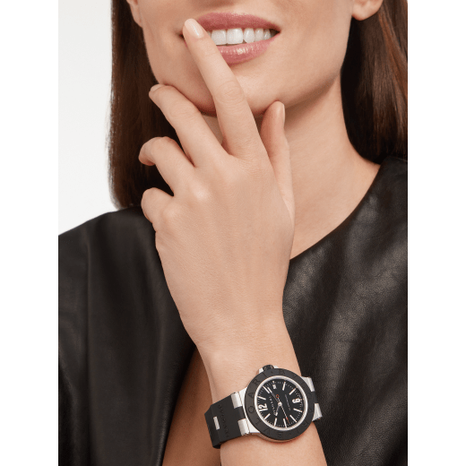 Bvlgari Aluminium watch with mechanical manufacture movement, automatic winding, 40 mm aluminium and titanium case, black rubber bezel with BVLGARI BVLGARI engraving, black dial and black rubber bracelet. Water resistant up to 100 metres 103445 image 4