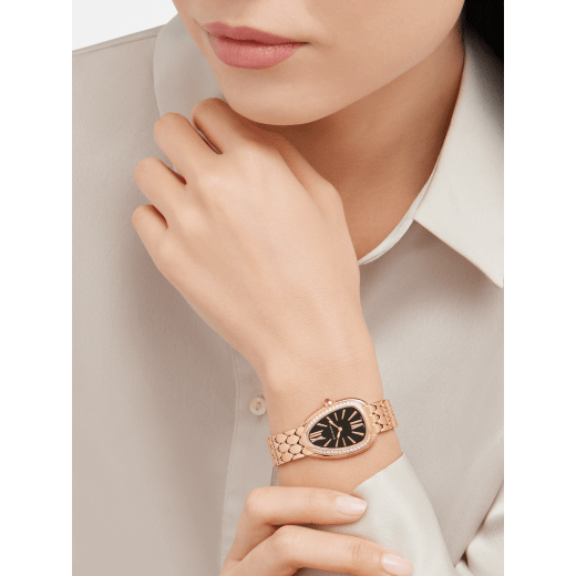 Serpenti Seduttori watch with 18 kt rose gold case set with diamonds, black lacquered dial and 18 kt rose gold bracelet. Water-resistant up to 30 meters. 103453 image 2