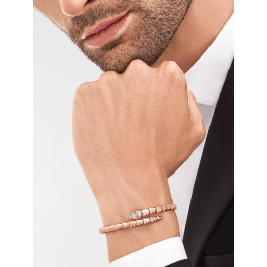 Serpenti Viper double layer, wrap bangle bracelet in18 kt rose gold, set with demi-pavé diamonds BR858812 image 3