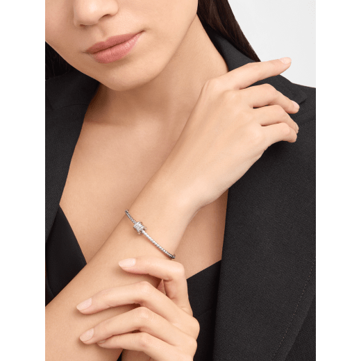 B.zero1 bangle bracelet in 18 kt white gold BR860842 image 2