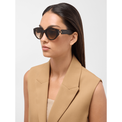 B.zero1 oval acetate sunglasses with iconic embellishment on the temples 904348 image 1