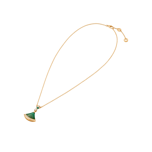 DIVAS' DREAM 18 kt yellow gold pendant necklace set with malachite, a round brilliant-cut diamond (0.10 ct) and pavé diamonds (0.18 ct) 358127 image 2