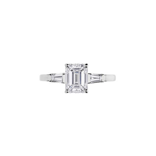 Griffe solitaire ring in platinum with one emerald cut diamond and two side diamonds 331649 image 3