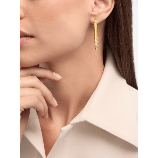 Serpenti Viper 18 kt yellow gold pendant earrings set with pavé diamonds on the head and tail 362191 image 1