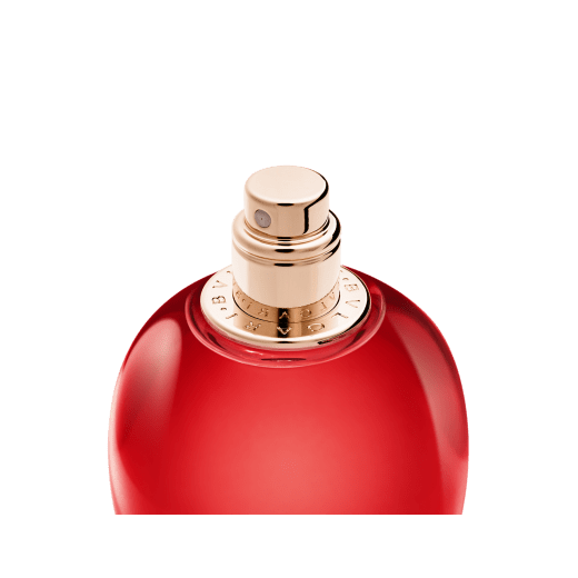“It is a red rose - fresh, velvety, fruity.” Jacques Cavallier A magnificent floral that captures the passionate energy of Italian love in a sensual rose fragrance. 41278 image 4