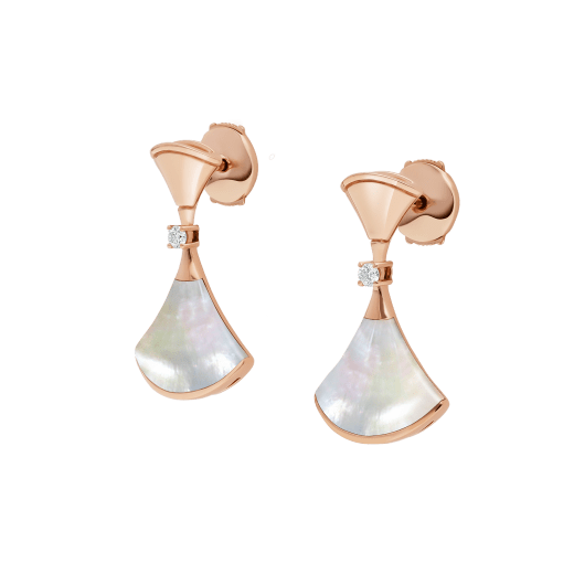 DIVAS' DREAM fan-shaped drop earrings in 18 kt rose gold set with mother-of-pearl and a brilliant-cut diamond 350740 image 2