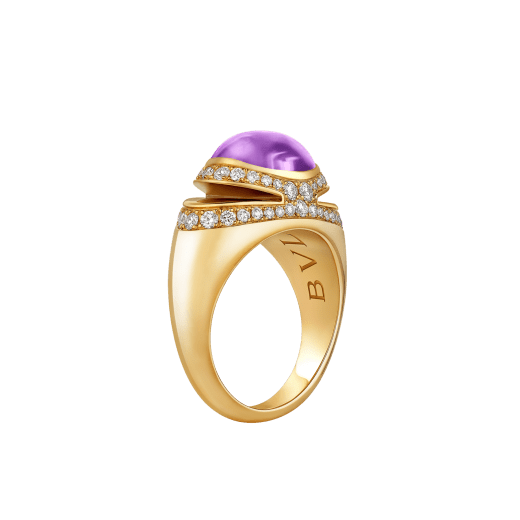 Bvlgari Cabochon 18 kt yellow gold ring set with a cabochon-cut amethyst and demi-pavé diamonds AN860774 image 1