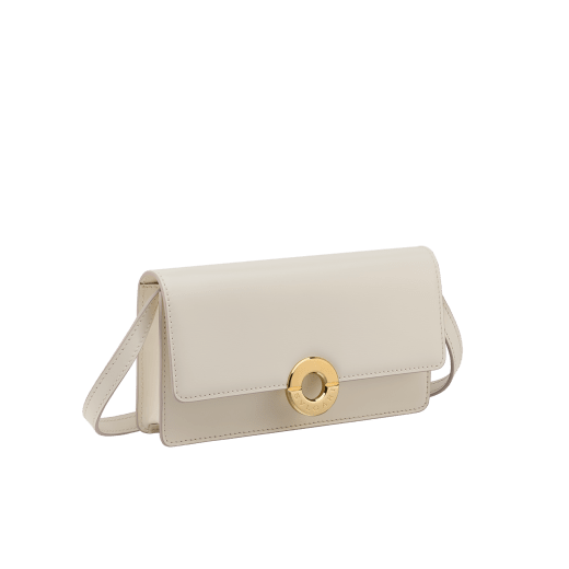 Bvlgari Roma pochette in Perla White calf leather with crystal rose nappa leather interior. Iconic gold-plated brass closure engraved with the Bvlgari logo. BVR-CHAIN-POCHETTE image 1