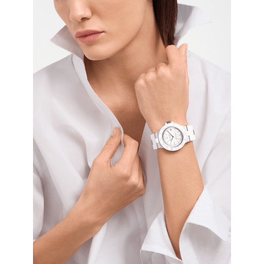 Bvlgari Aluminium White Automatic watch with mechanical manufacture movement, automatic winding, 40 mm sandblasted aluminium case, white rubber bezel and bracelet, and varnish white opaline dial. Water-resistant up to 100 metres 104335 image 1