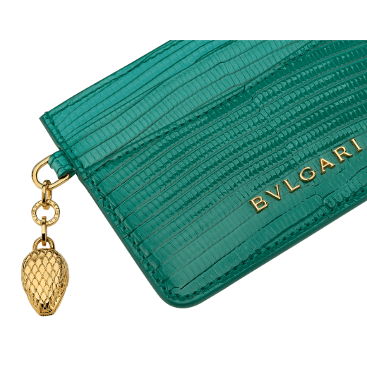 Serpenti Forever card holder in beetroot spinel fuchsia dégradé lizard skin. Captivating snakehead charm in light gold-plated brass embellished with red enamel eyes. SEA-CC-HOLDER-LD image 4