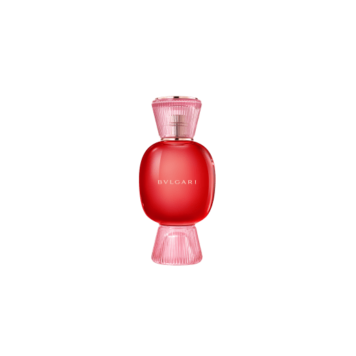 An exclusive perfume set, as bold and unique as you. The magnificent floral Fiori d’Amore Allegra Eau de Parfum blends with the addictive aroma of the Magnifying Vanilla Essence, creating an irresistible personalised women's perfume. Perfume-Set-Fiori-d-Amore-Eau-de-Parfum-and-Vanilla-Magnifying image 2