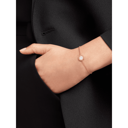 BVLGARI BVLGARI engravable 18 kt rose gold bracelet set with mother-of-pearl element BR859775 image 1