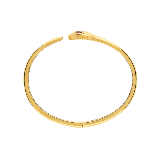 „Serpenti“ Armband aus 18 Karat Gelbgold mit Augen aus Rubellit und halb ausgefasst mit Diamant-Pavé an Kopf und Schwanz BR858986 image 5