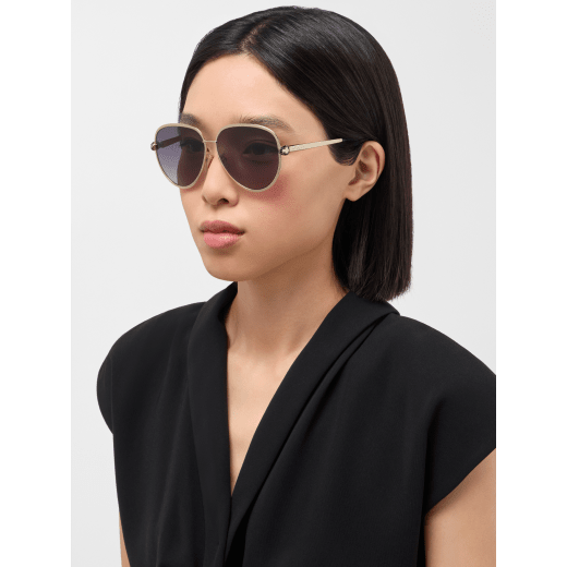 Serpenti Forever pilot metal sunglasses with enamelled snakehead embellishment on the temples 904371 image 2
