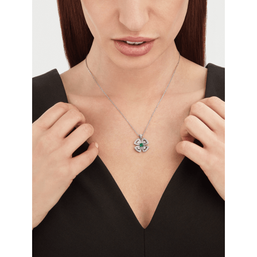 Fiorever 18 kt white gold pendant necklace set with a central brilliant-cut emerald (0.30 ct) and pavé diamonds (0.31 ct) 358427 image 5