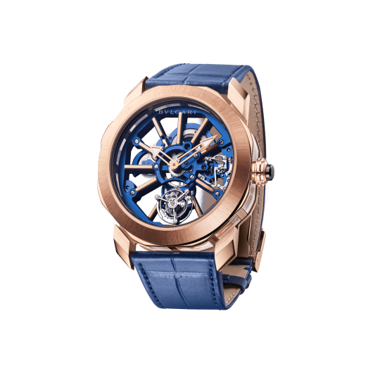 Часы Octo Tourbillon Sapphire, мануфактурный скелетонированный механизм с ручным заводом, парящий турбийон, корпус из розового золота 18 карат, диаметр 44 мм, средняя часть корпуса из сапфирового стекла, калибр синего цвета с часовыми метками из розового золота 18 карат на мостах, синий ремешок из кожи аллигатора. Водонепроницаемость до 50 метров. 103699 image 2