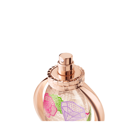 Una nueva Edición Limitada en colaboración con la artista coreana Kathleen Kye que alberga el Rose Goldea Eau de Parfum original. 41150 image 4