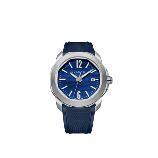 Octo Roma Automatic watch with mechanical manufacture movement, automatic winding, satin-brushed and polished stainless steel case and interchangeable bracelet, blue Clous de Paris dial. Water-resistant up to 100 metres 103739 image 5