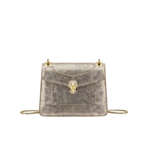 Piccola borsa a spalla Serpenti Forever Day-to-Night in karung lucido Cabochon blu intenso con borchie metalliche e fodera in nappa nera. Accattivante chiusura magnetica Serpenti in ottone placcato oro chiaro con squame in smalto blu intenso brillante e ottone placcato oro chiaro e occhi in onice nera. SEA-1281-P image 1