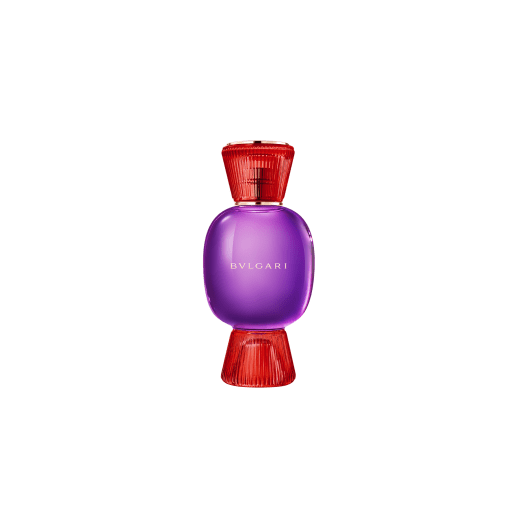 An exclusive perfume set, as bold and unique as you. The festive chypre Fantasia Veneta Allegra Eau de Parfum blends with the warm touch of the Magnifying Musk Essence, creating an irresistible personalised women's perfume. Perfume-Set-Fantasia-Veneta-Eau-de-Parfum-and-Musk-Magnifying image 2
